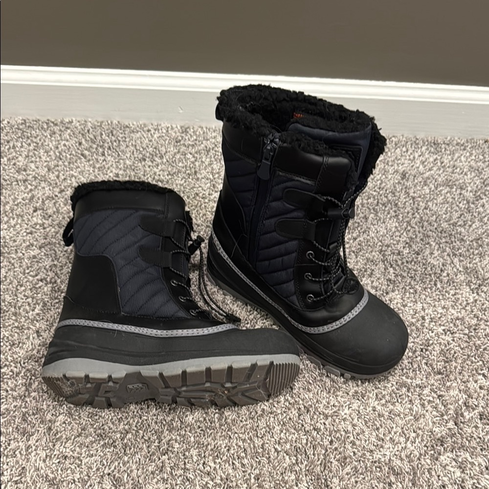 Black and Gray Insulated Waterproof Boots